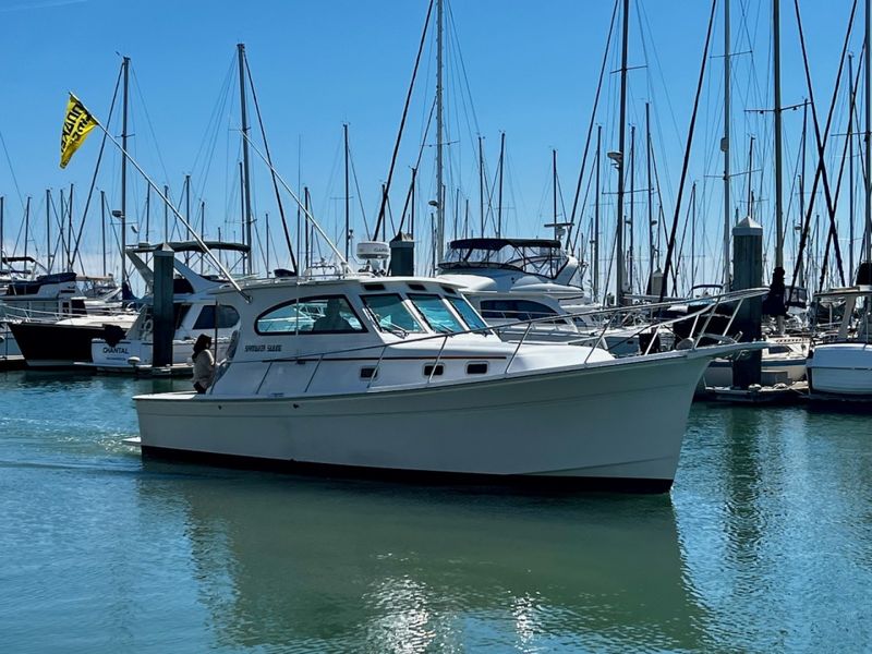 Billet Location de bateau - Mainship Pilothouse 30 (Motorboat)
