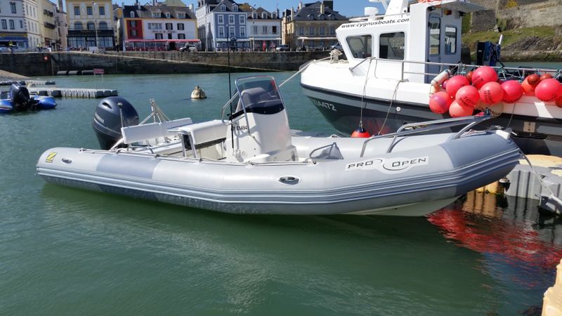 Billet Location de bateau - Zodiac Pro Open (Semi-rigid)