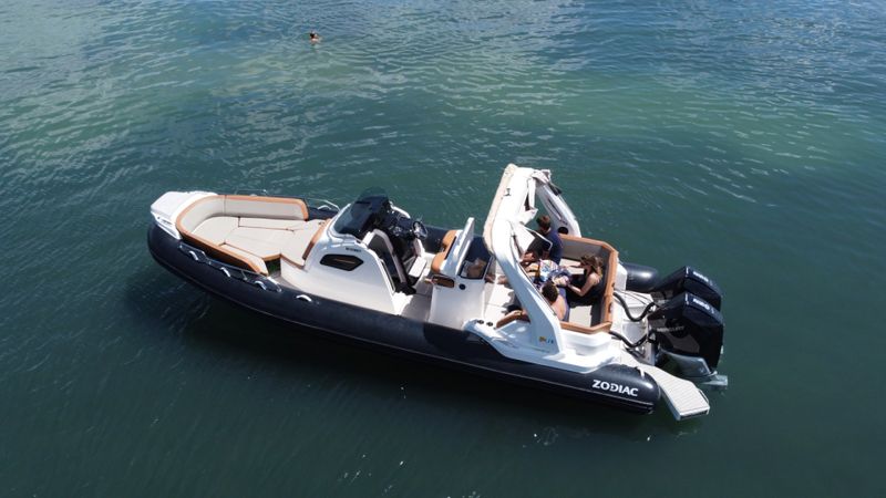 Billet Location de bateau - Zodiac Medline 9 (Semi-rigid)
