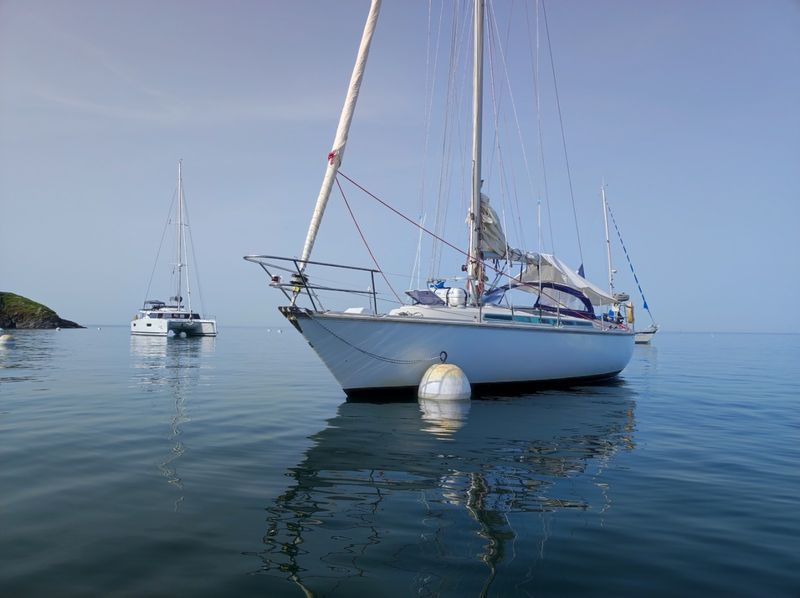 Billet Location de bateau - Jeanneau Gin Fizz gréé en sloop (Sailboat)
