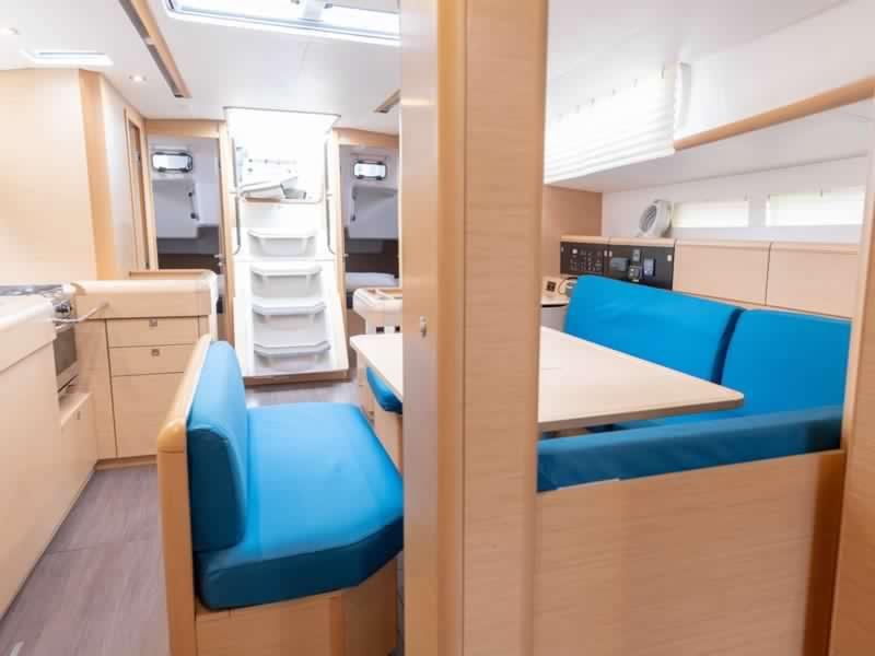 Billet Location de bateau - Jeanneau Sun Odyssey 519 (Sailboat)