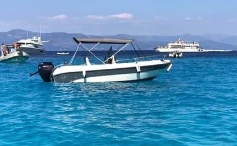 Billet Location de bateau - Karel Paxos 170 (Motorboat)