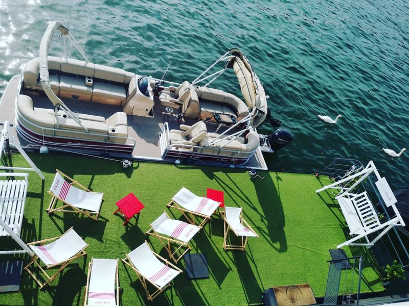 Billet Location de bateau - Suntracker Party Barge 24 (Motorboat)