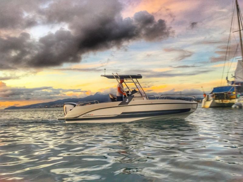 Billet Location de bateau - Bénéteau Flyer 6.6 SPACEdeck (Motorboat)