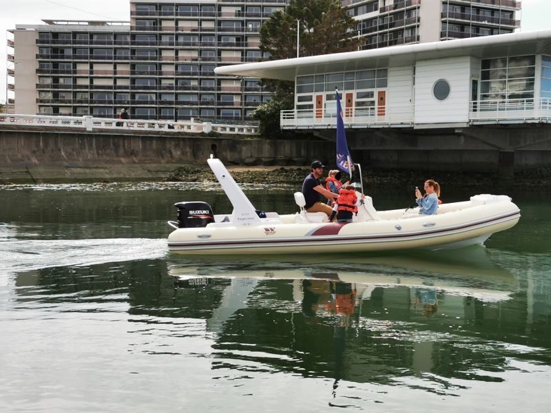 Billet Location de bateau - Tiger Top Line 650 (Semi-rigid)