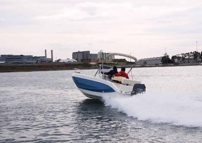 Billet Location de bateau - marinesite 18 OPEN  (Motorboat)