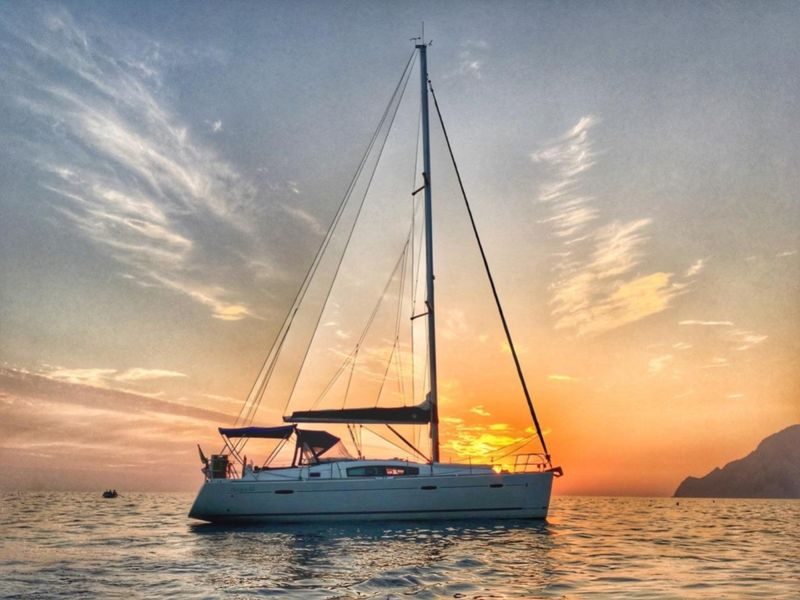 Billet Location de bateau - Bénéteau Oceanis 40 (Sailboat)