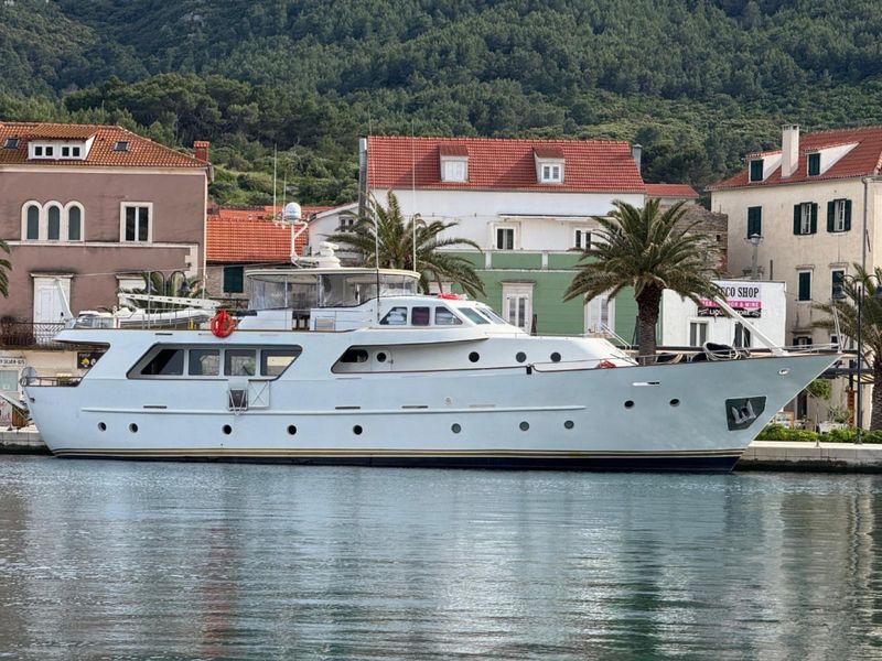 Billet Location de bateau - Codecasa GENTLEMAN'S YACHT