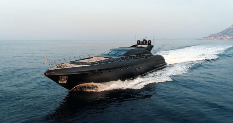 Billet Location de bateau - Mangusta 92 (Yacht)
