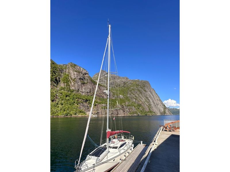 Billet Location de bateau - Delphia 40 (Sailboat)