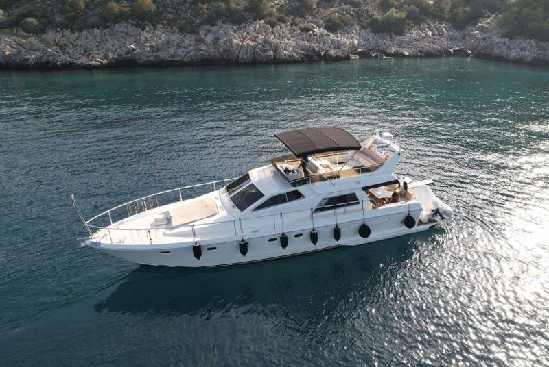 Billet Location de bateau - Ferretti Altura 52 S (Motorboat)