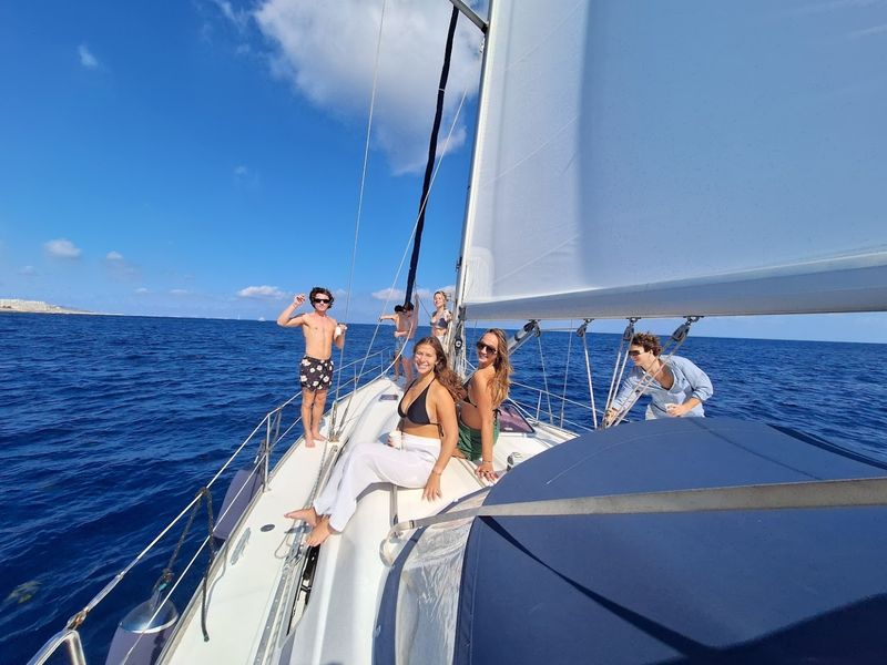 Billet Location de bateau - Bavaria 42 Cruiser (Sailboat)