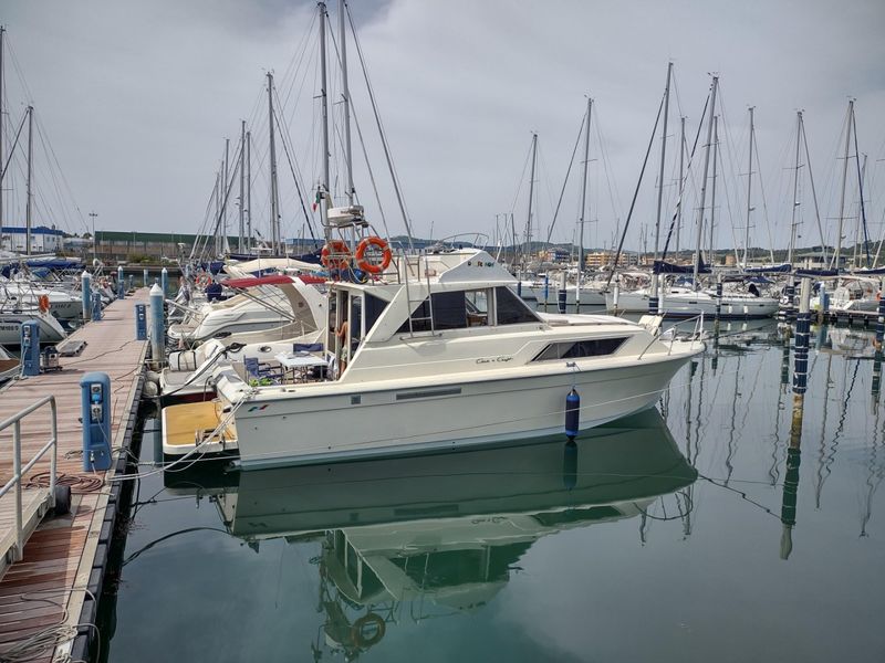 Billet Location de bateau - Chris Craft 33 Fly (Motorboat)