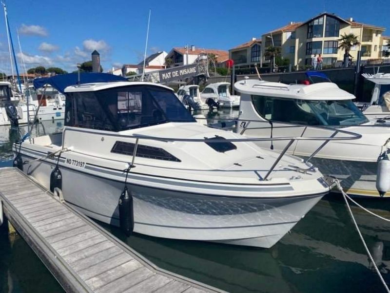 Billet Location de bateau - Bénéteau Antares 640 (Motorboat)