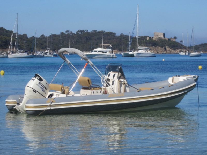 Billet Location de bateau - Joker Boat Clubman 23 (Semi-rigid)