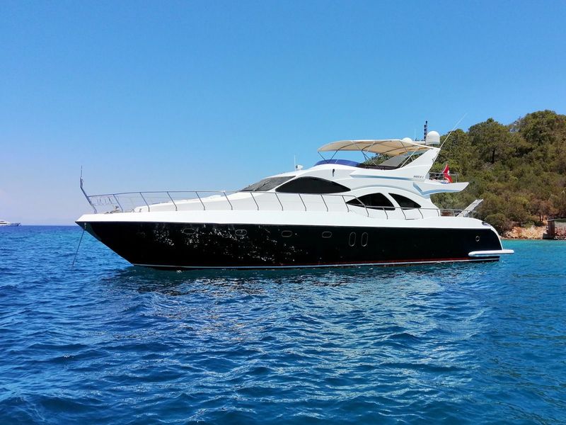 Billet Location de bateau - Azimuth Azimut luxury  (Yacht)