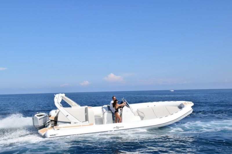 Billet Location de bateau - Altamarea Wave 27 (Semi-rigid)