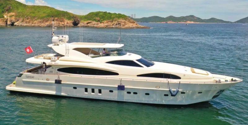 Billet Location de bateau - Astondoa 102 (Yacht)
