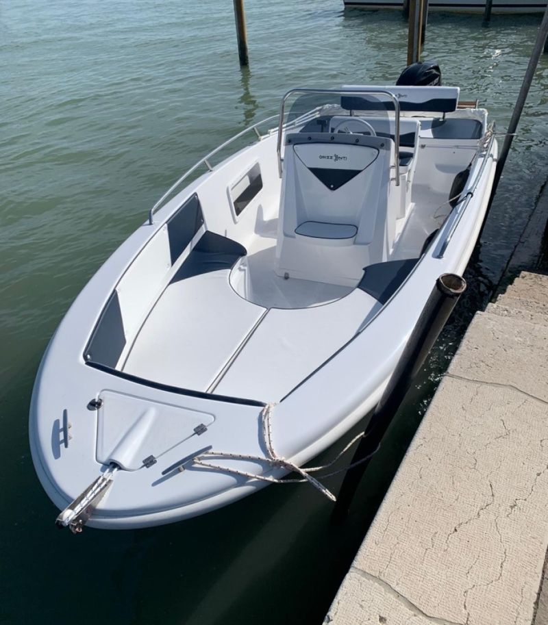 Billet Location de bateau - Orizzonti Calipso (Motorboat)