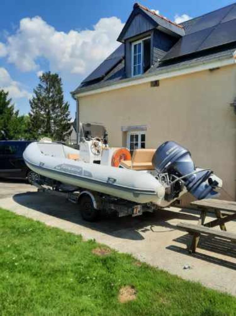 Billet Location de bateau - Capelli Tempest 605 Easy (Semi-rigid)