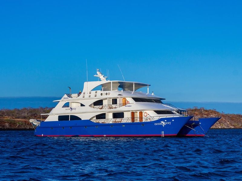 Billet Location de bateau - Power Cat - Ocean Spray (Yacht)
