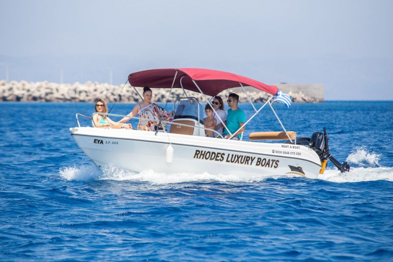 Billet Location de bateau - Karel Paxos 170 (Motorboat)