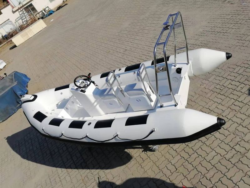 Billet Location de bateau - Rib Bora 929 (Semi-rigid)