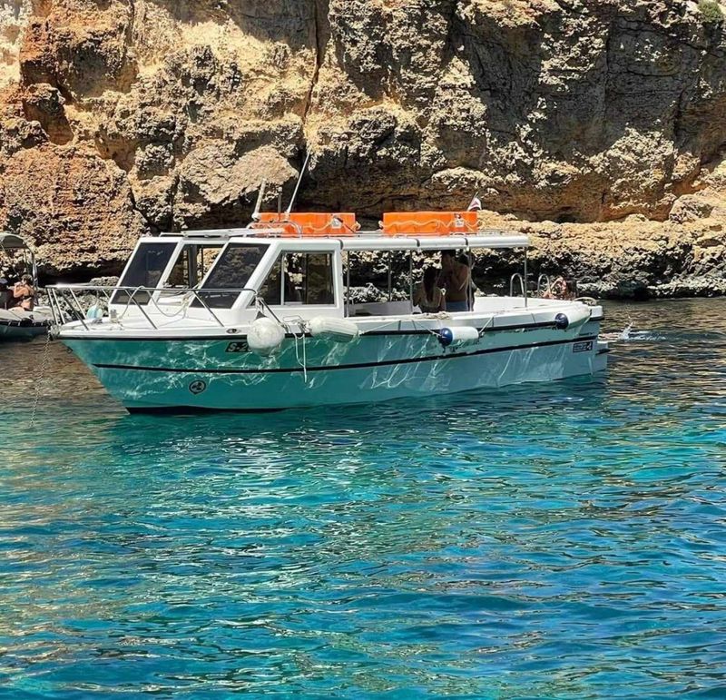 Billet Location de bateau - Custom Made Speed Boat 9.07m (Motorboat)