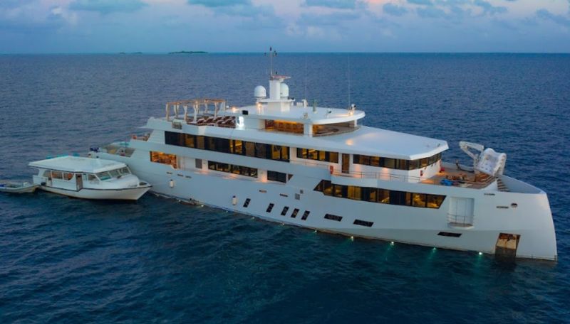 Billet Location de bateau - Custom Made custom (Yacht)