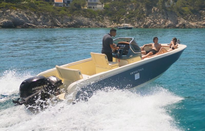Billet Location de bateau - Invictus 200 FX (Motorboat)