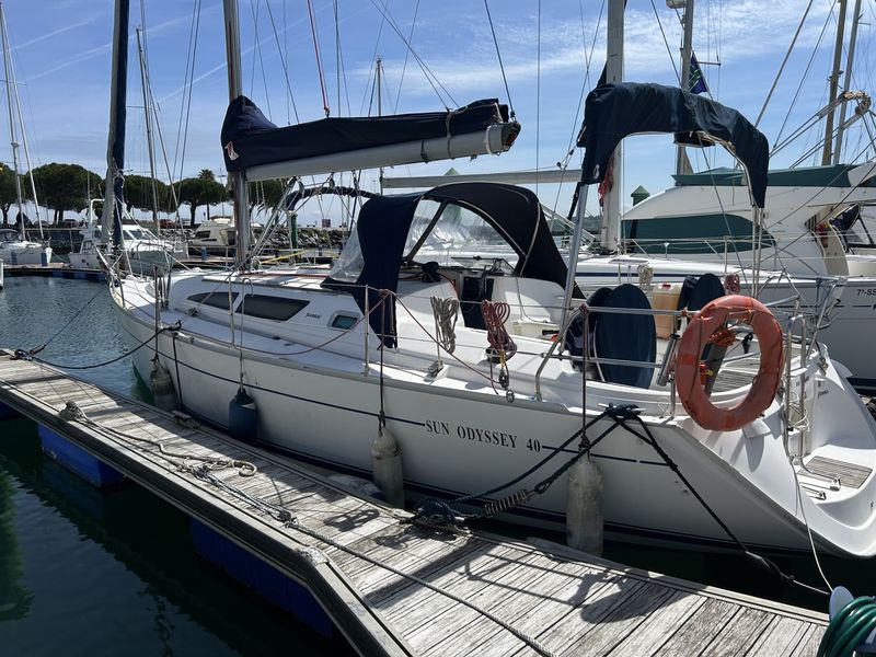 Billet Location de bateau - Jeanneau Sun Odyssey 40 (Sailboat)