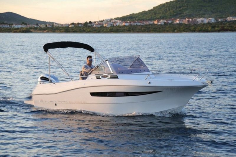 Billet Location de bateau - Atlantic 690 sun cruiser (Motorboat)