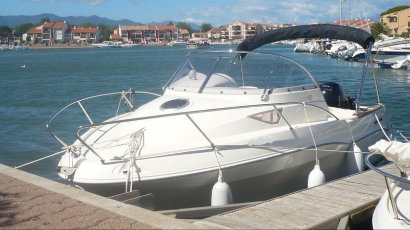 Billet Location de bateau - Quicksilver Activ 555 Cabin (Motorboat)