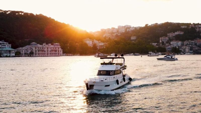 Billet Location de bateau - costom made  costom made (Yacht)