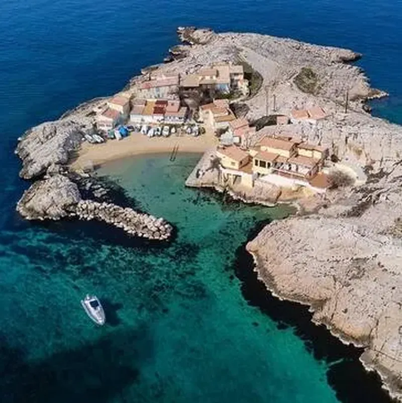 Billet Balade en bateau et snorkeling dans les Calanques de Marseille