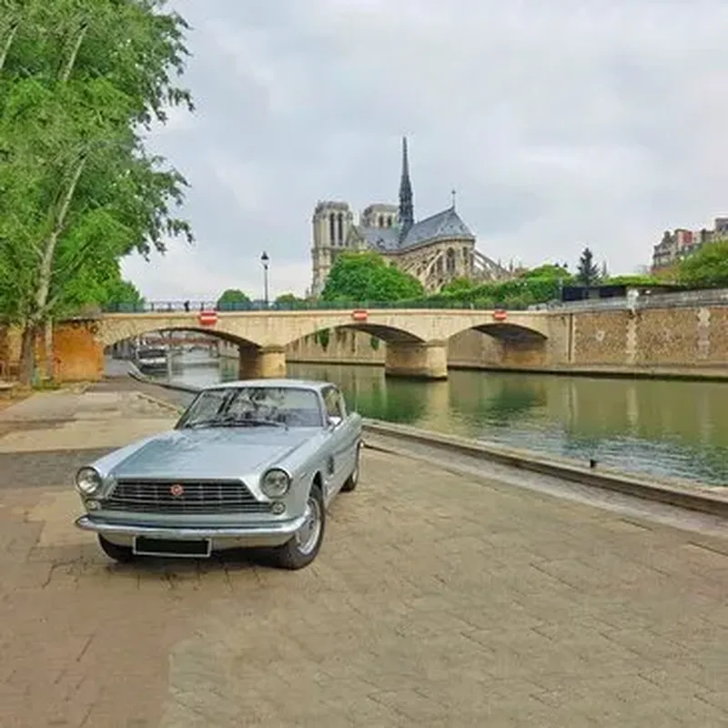 Billet Découverte du Paris Insolite en Voiture de Collection