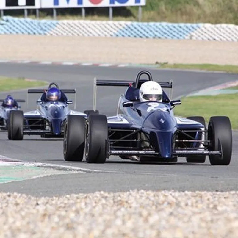 Billet Stage en Formule Renault sur le Circuit de Trappes