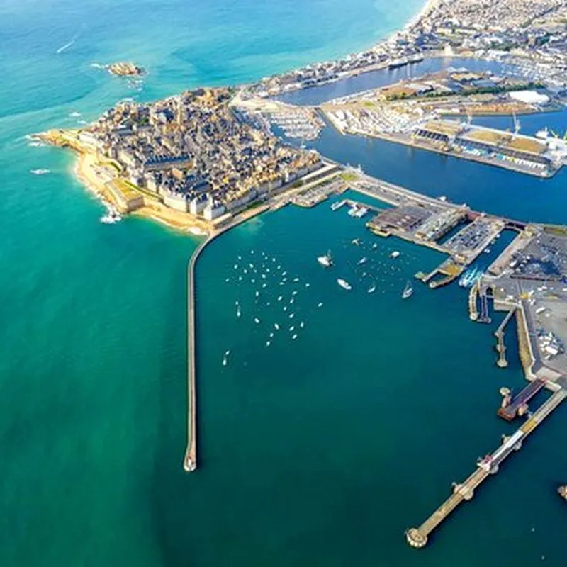 Billet Baptême en Hélicoptère à Saint-Malo