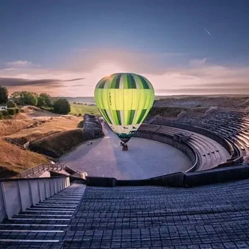 Billet Vol en Montgolfière à l'Amphithéatre de Grand