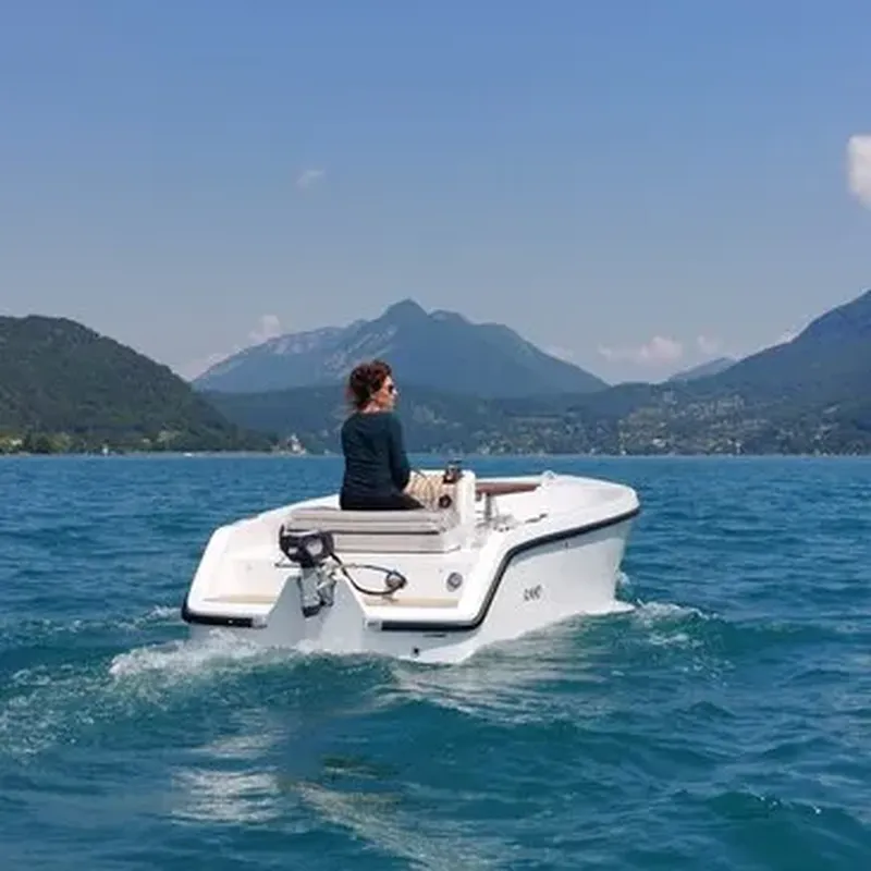 Billet Location de Bateau sans Permis sur le Lac d'Annecy