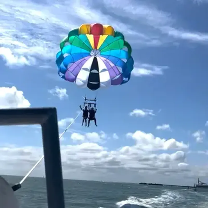 Billet Parachute Ascensionnel à Port-Médoc