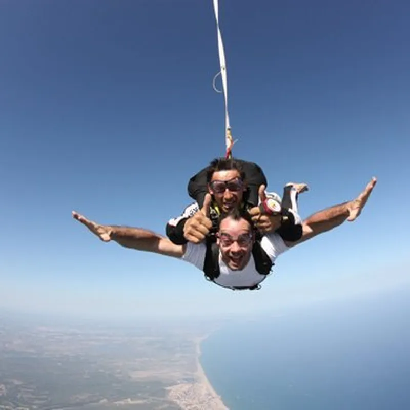 Billet Saut Parachute en Tandem près de Poitiers