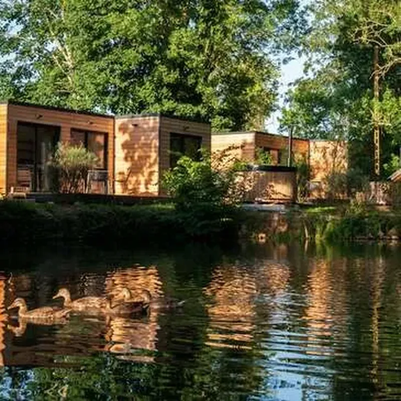 Billet Cabane sur l'eau avec Spa Privatif près de Fontainebleau