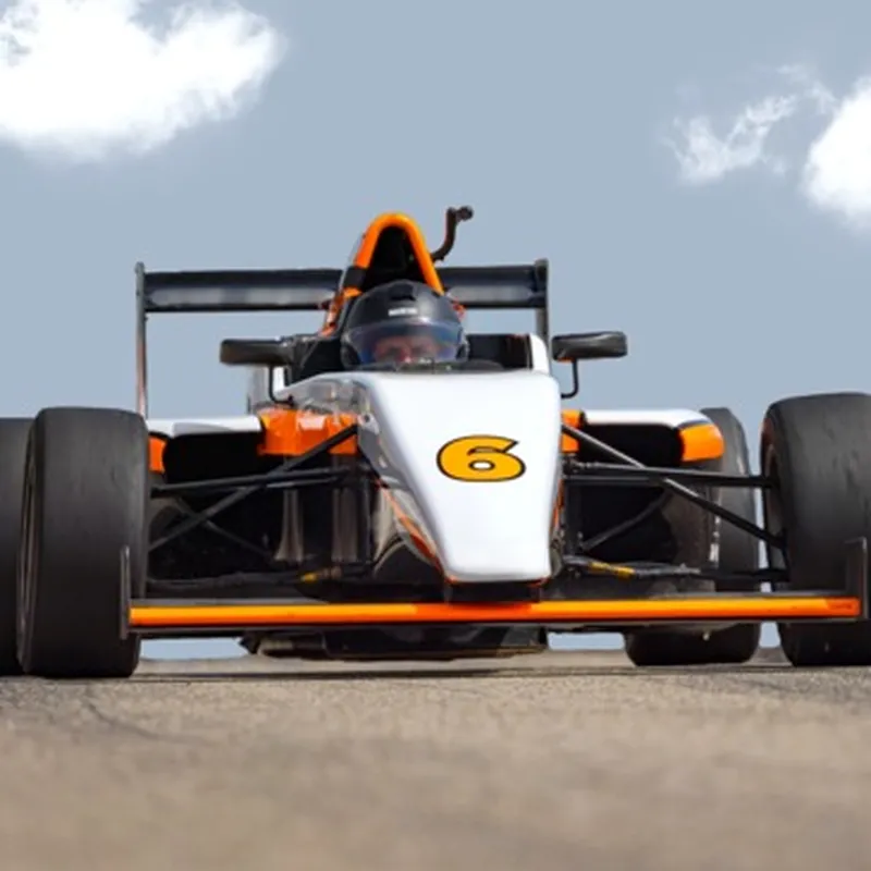 Billet Stage en Formule Renault 2000 - Circuit de La Ferté Gaucher