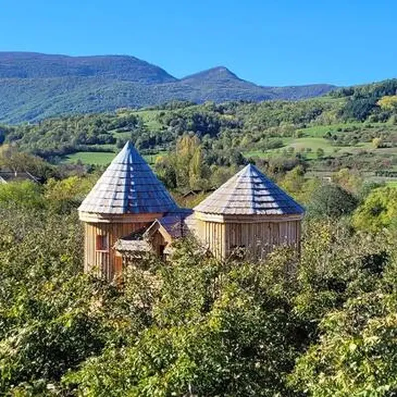 Billet Nuit en Château dans les Arbres avec Spa près de Valence