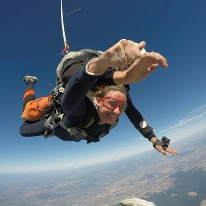 Billet Saut en Parachute Tandem près de Beaune