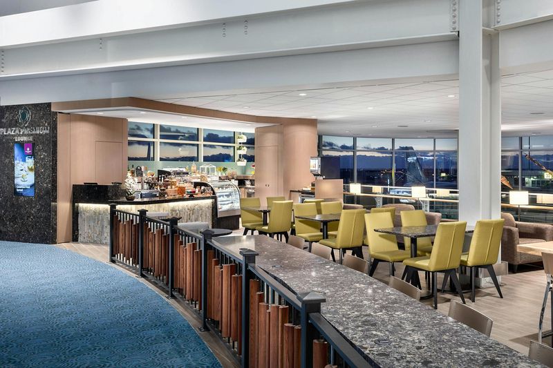 Billet Salon Plaza Premium à l'aéroport international de Vancouver