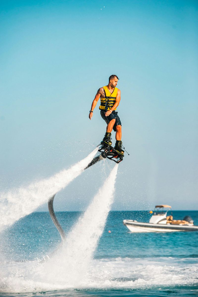 Billet Mykonos Super Paradise Beach : location de flyboard