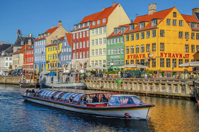 Billet Copenhague : 48 heures de bus et audioguide Hop-on Hop-off + 1 heure de visite des canaux