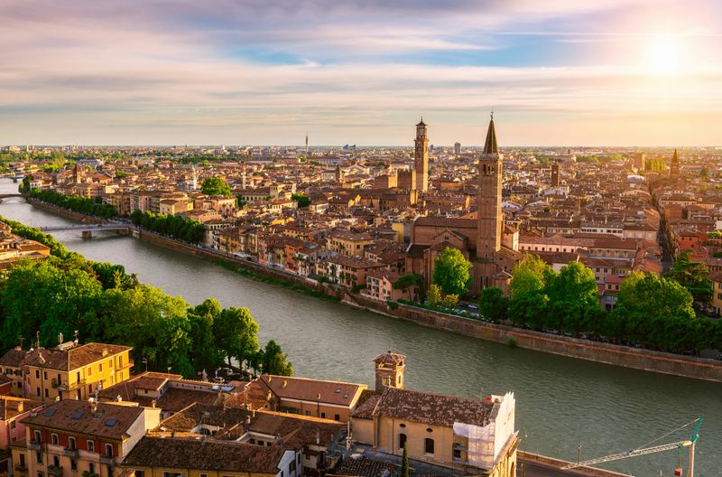 Billet VeronaCardCity Pass 24 ou 48 heures + coupe-file pour les arènes de Vérone + audioguide